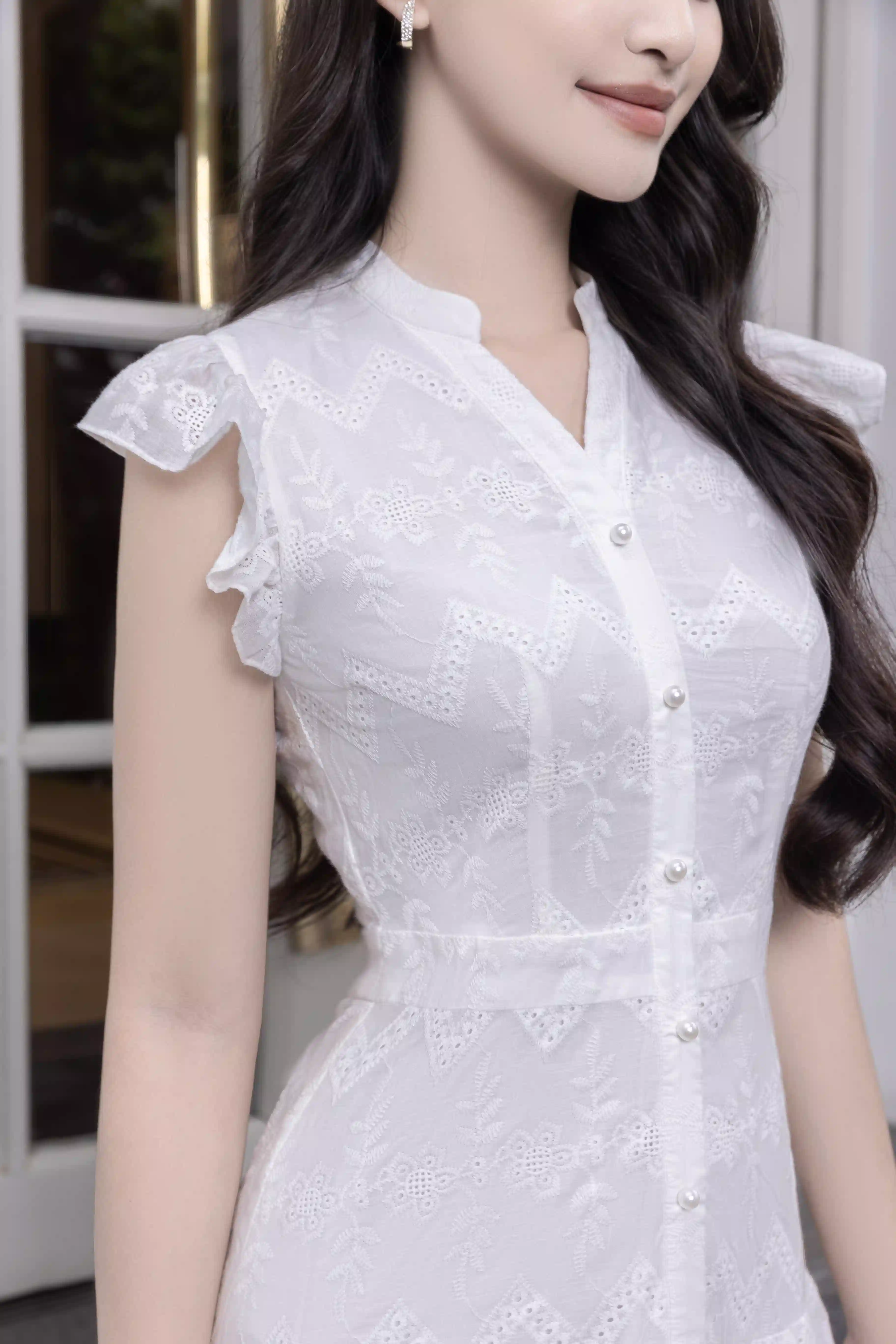 Đầm kiểu Linda Dress thô thuê sang trọng