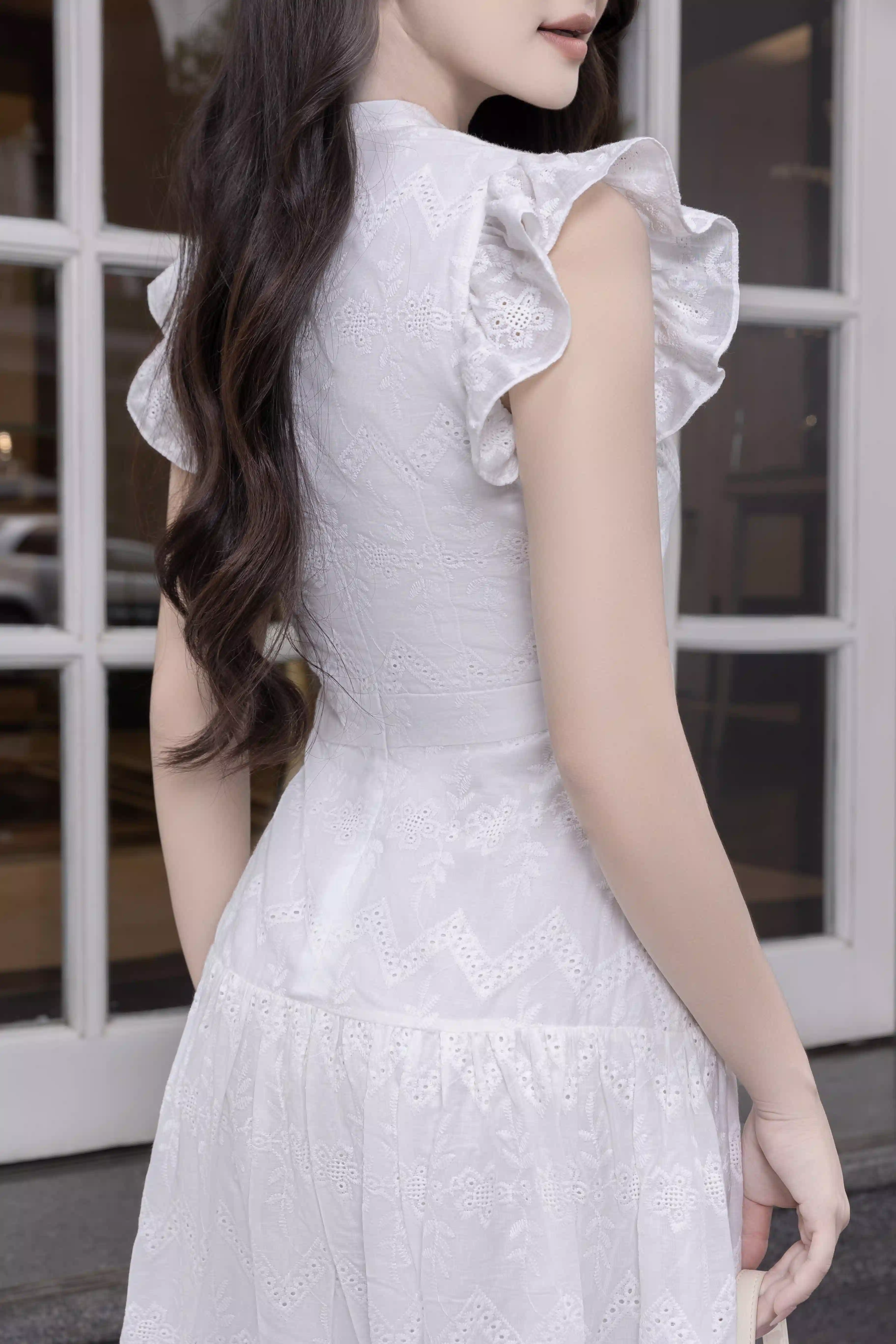 Đầm kiểu Linda Dress thô thuê sang trọng