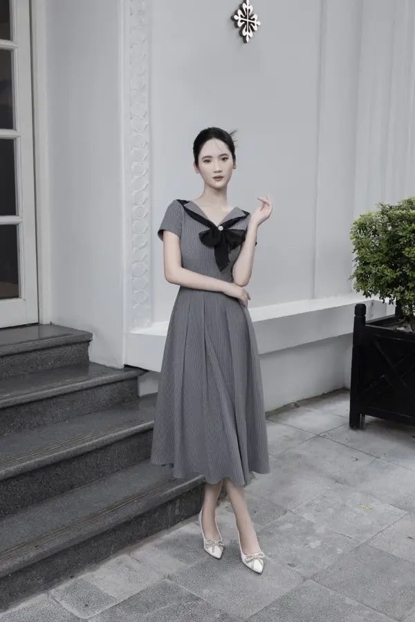 Đầm kiểu Milan Dress chất tuytsi kẻ cao cấp